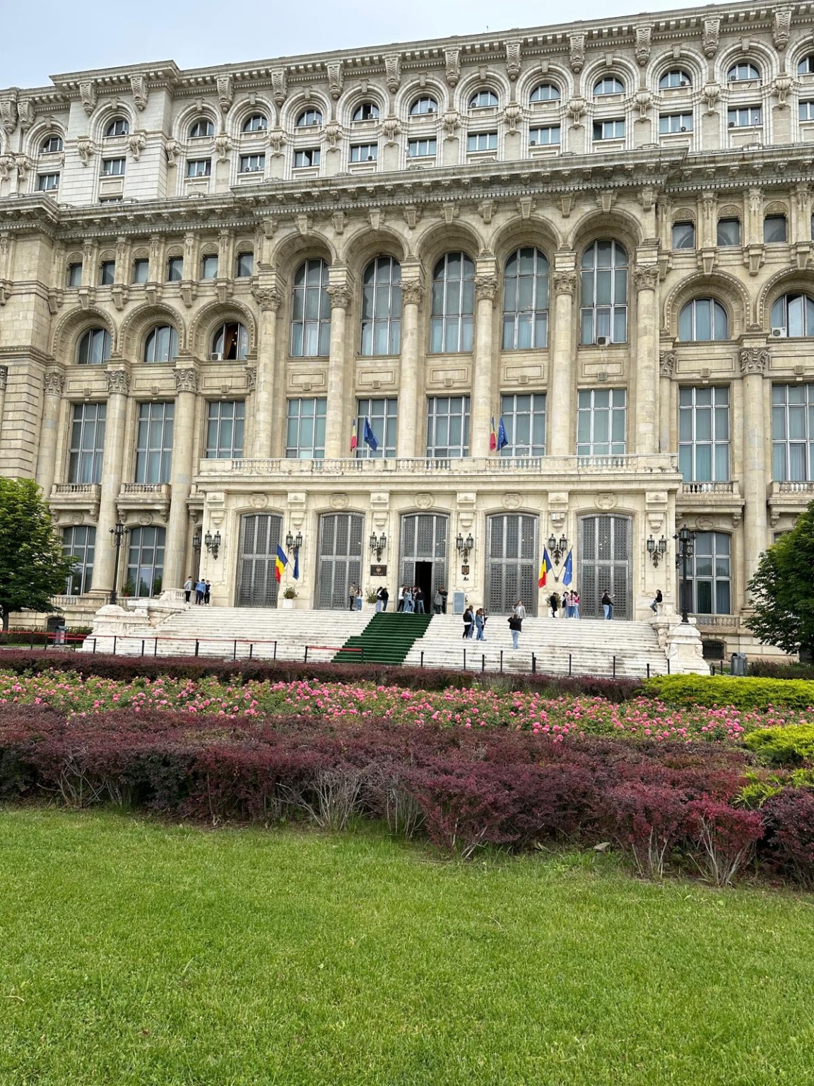 438144943_965180032281988_1322210369862934831_n